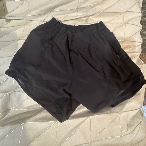 Lulu lemon shorts - Picture 1 of 2